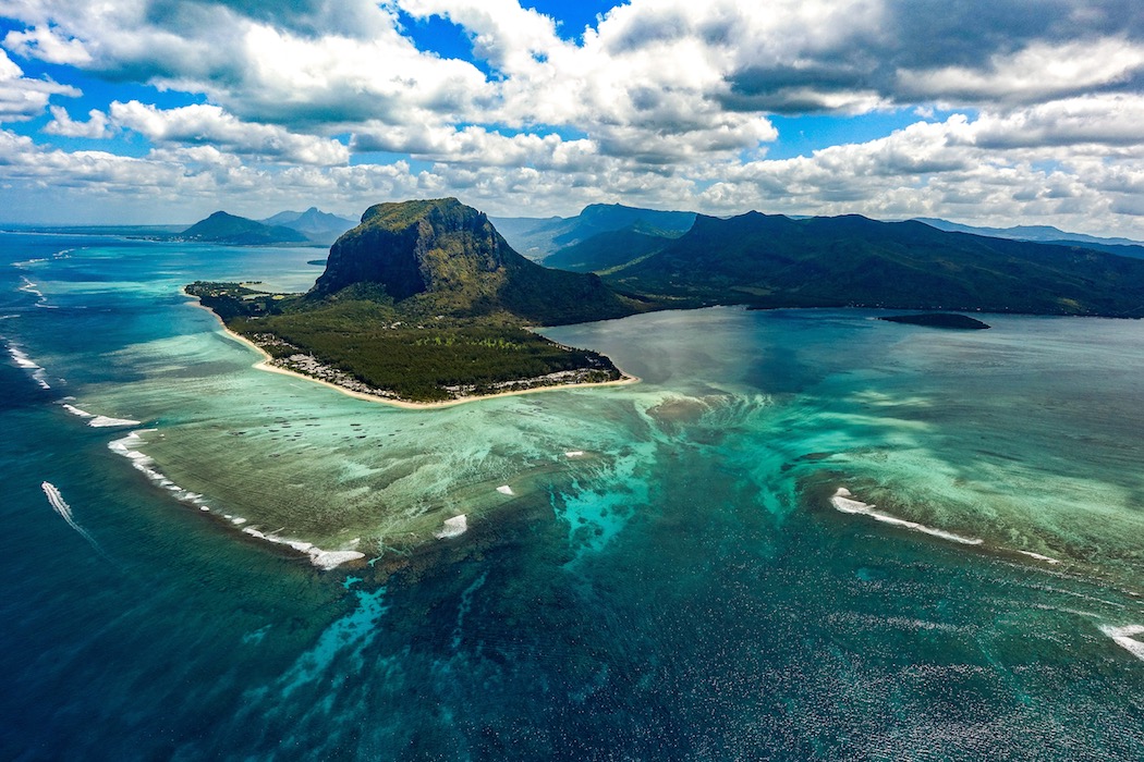 Underwater Waterfall Mauritius