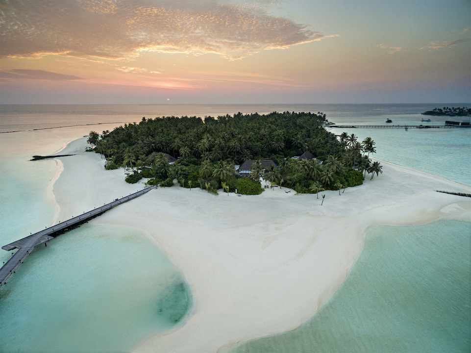 Cheval Blanc Randheli Garden Water Villas