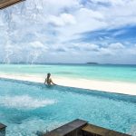 Four Seasons Landaa Giraavaru Pool