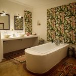 Sabyinyo Silverback Lodge Bathroom