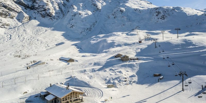 Les Arcs Des Cascades Drone Shot