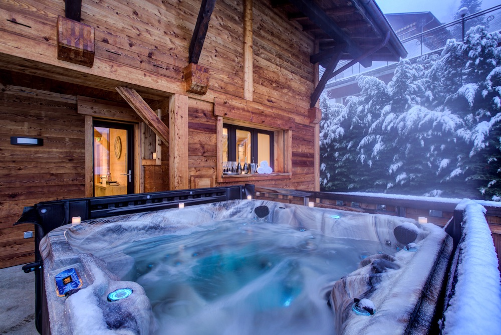 Les Pierry's Hot Tub