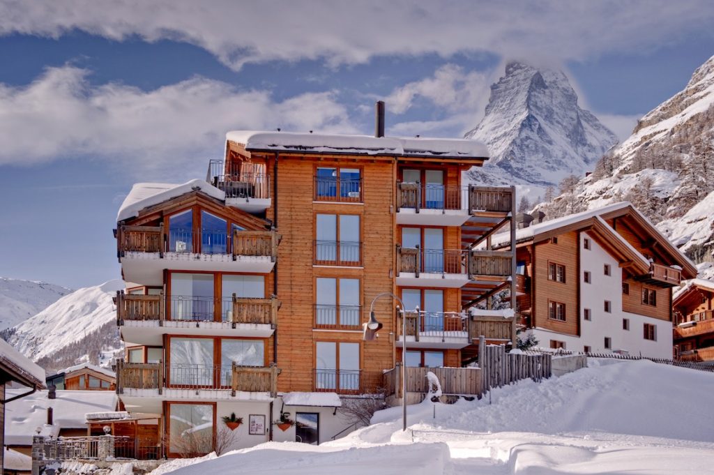 Zermatt Carmen Banner