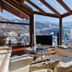 Zermatt Peak Living Space