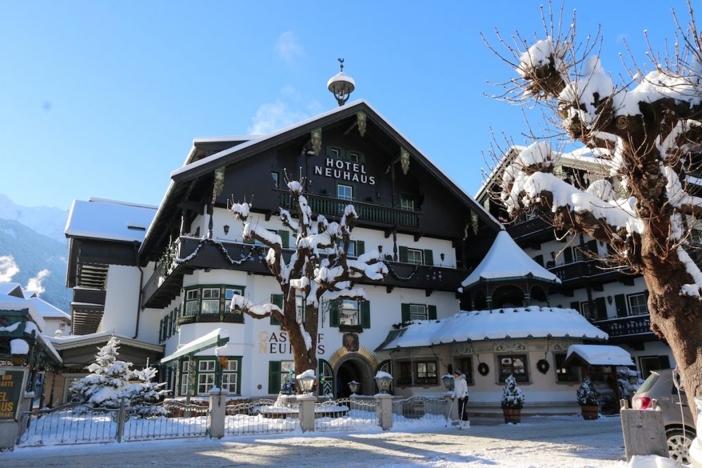 Neuhaus Mayrhofen External