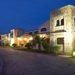 Hotel Colonna Resort Nighttime