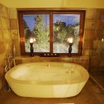 Elephant Plains Game Lodge Bath