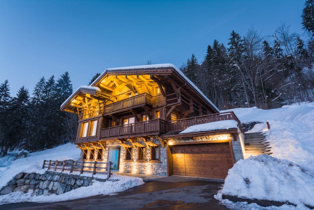 Chalet M Morzine Exterior Evening