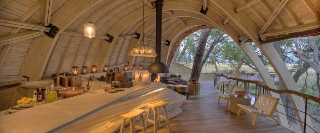 &Beyond Sandibe Okavango Safari Lodge Bar