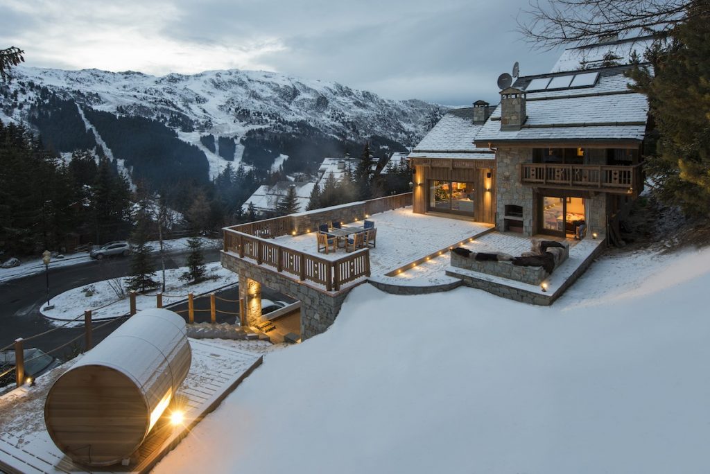 Chalet Valentine Exterior Deck