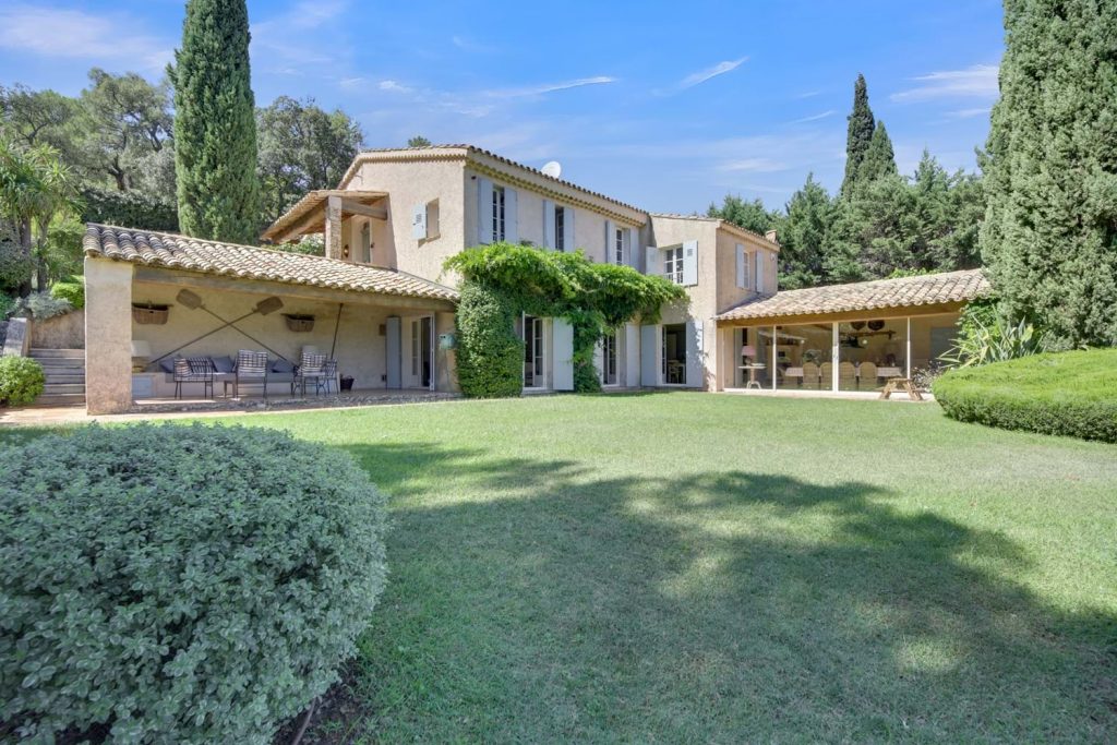 Villa Vignoble External