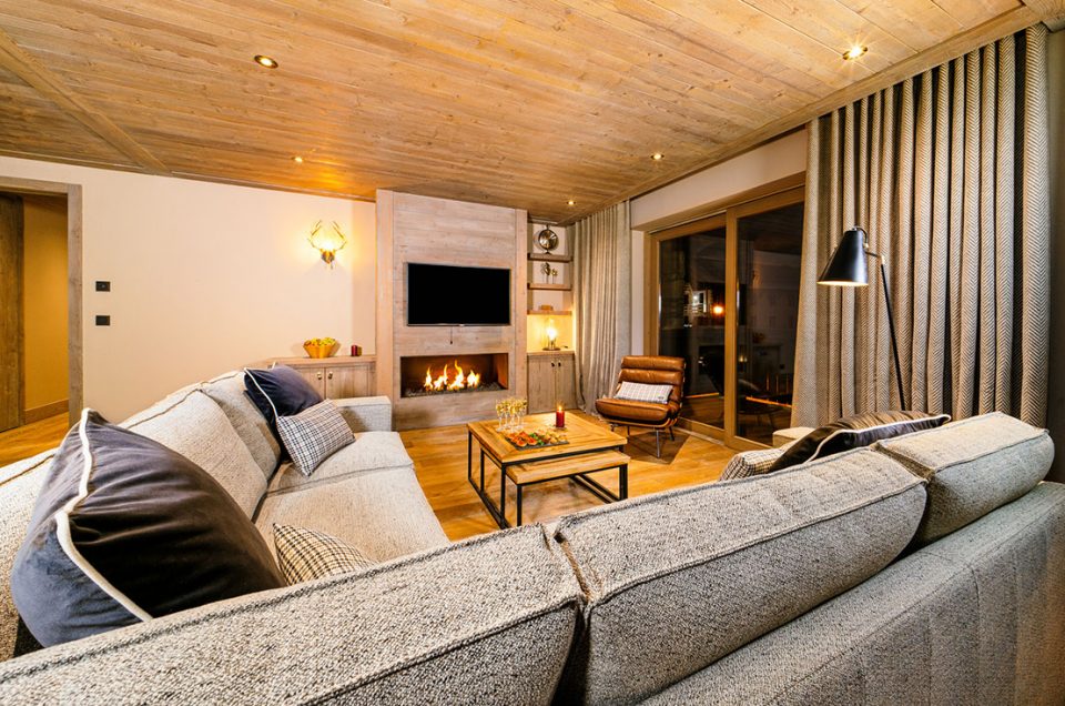 No1 Aspen house living room