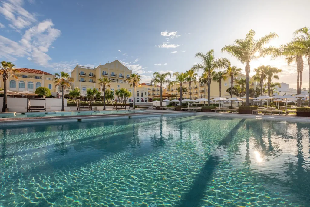 Located in the heart of the picture-perfect Algarve and just five minutes away from the Vilamoura marine, is the stunning Domes Lake Algarve hotel...